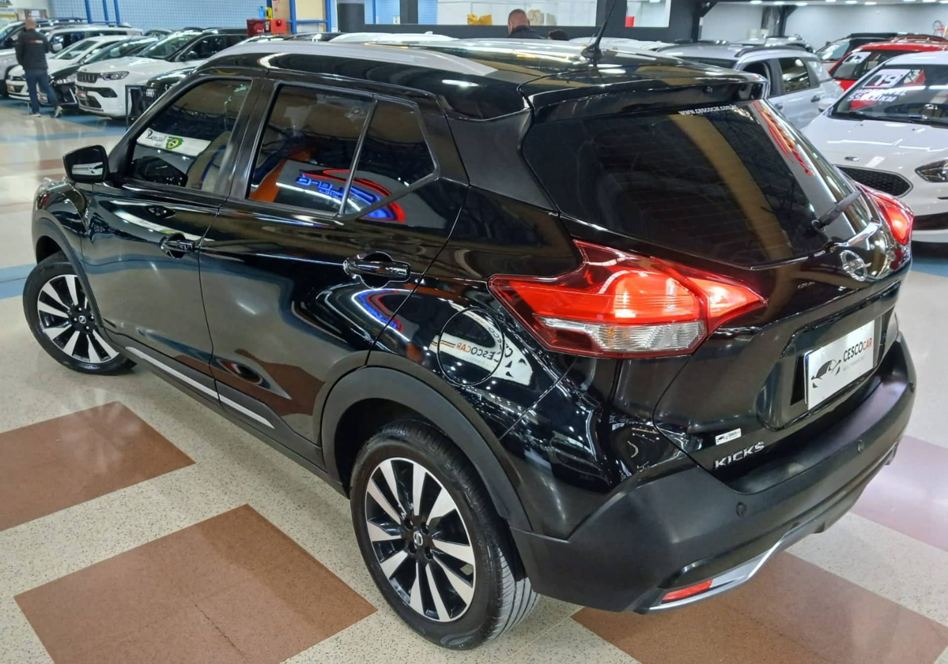 NISSAN KICKS