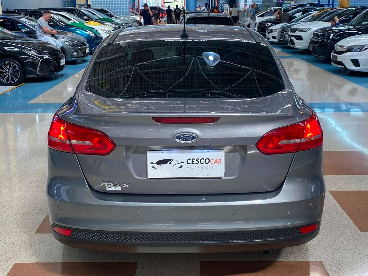 FORD FOCUS