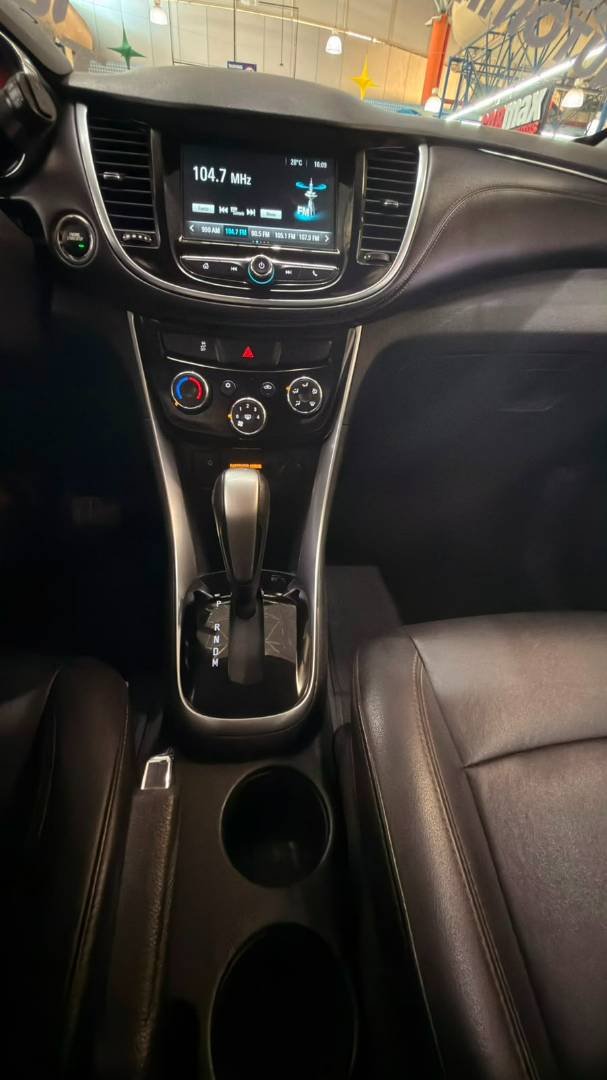 CHEVROLET TRACKER