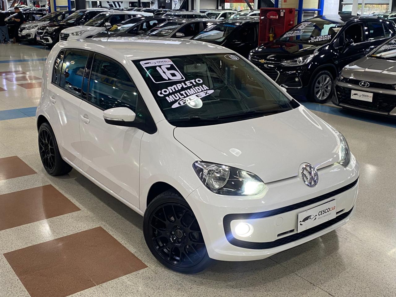 VOLKSWAGEN UP