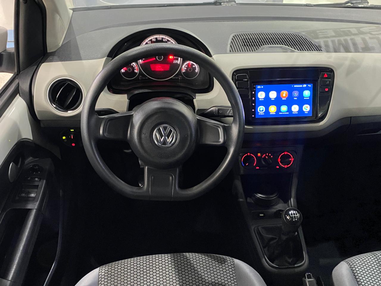 VOLKSWAGEN UP
