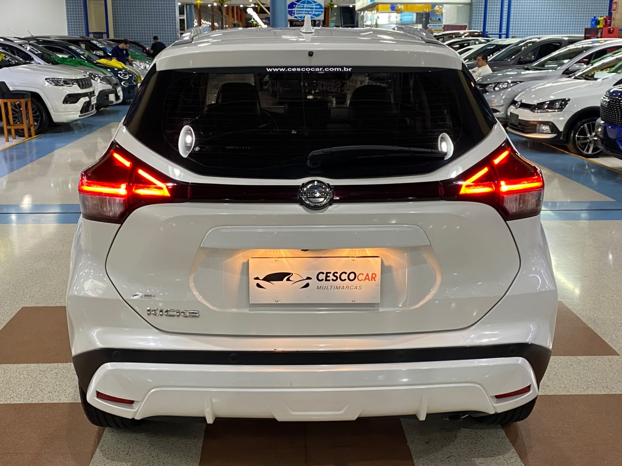 NISSAN KICKS