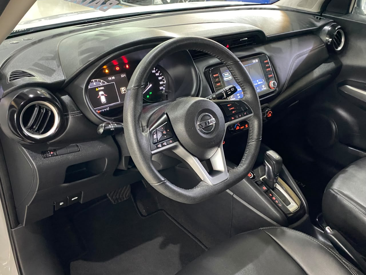 NISSAN KICKS
