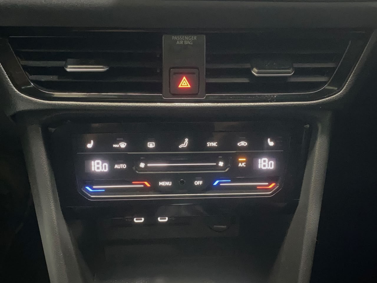 VOLKSWAGEN TAOS