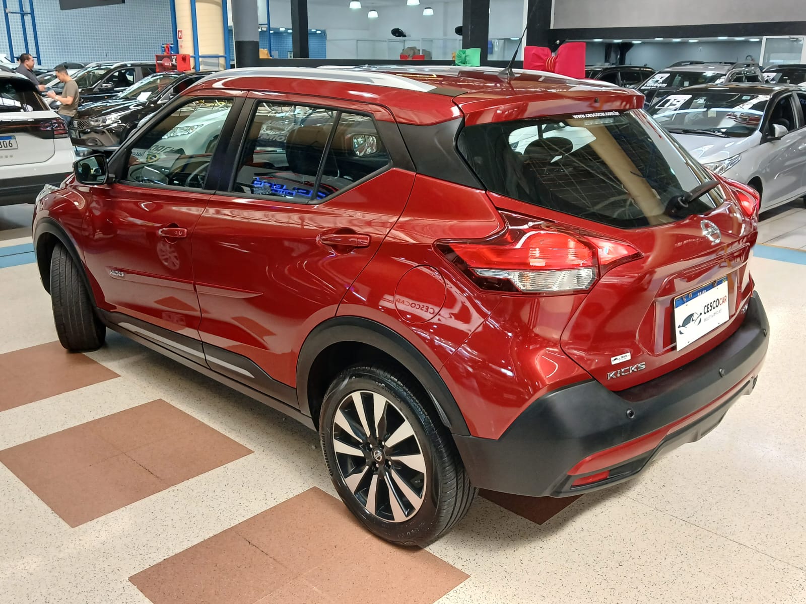NISSAN KICKS