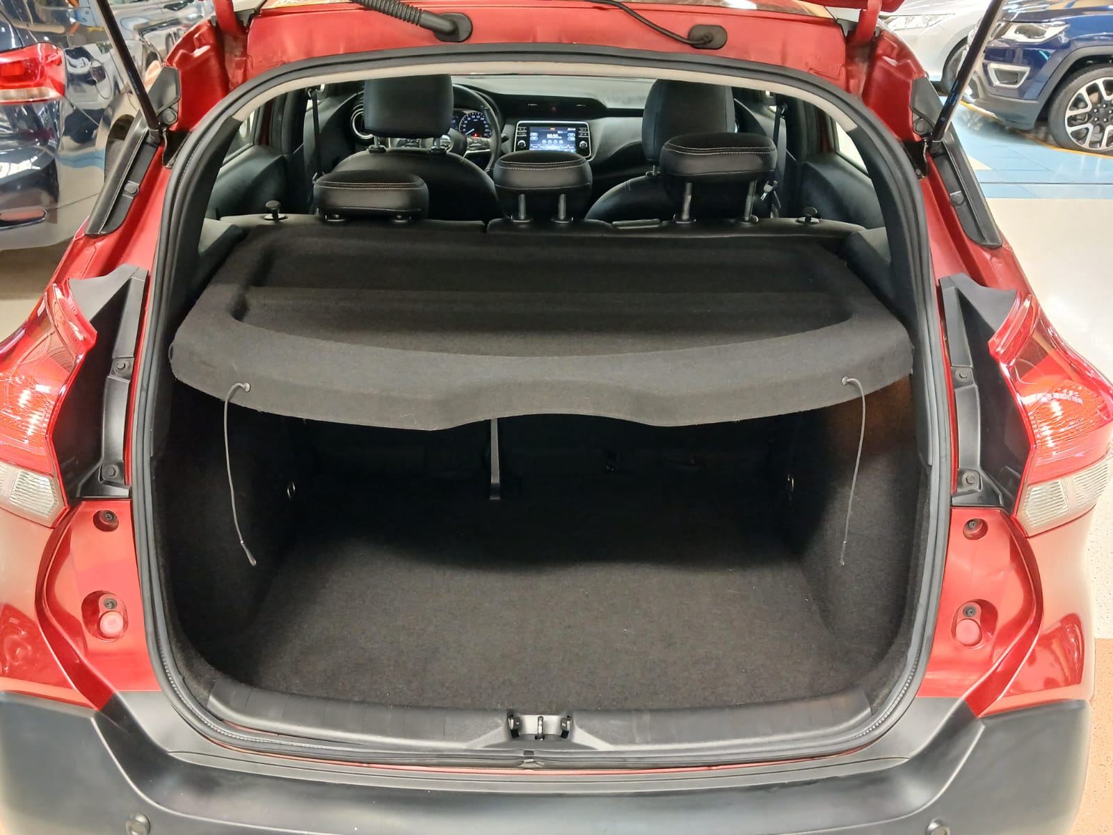 NISSAN KICKS