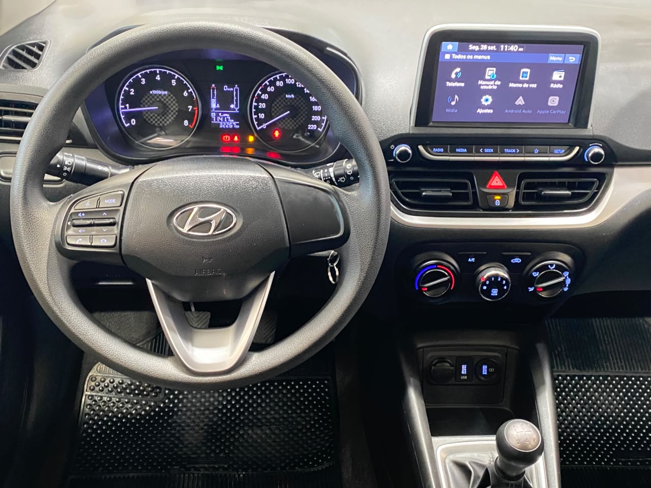 HYUNDAI HB20