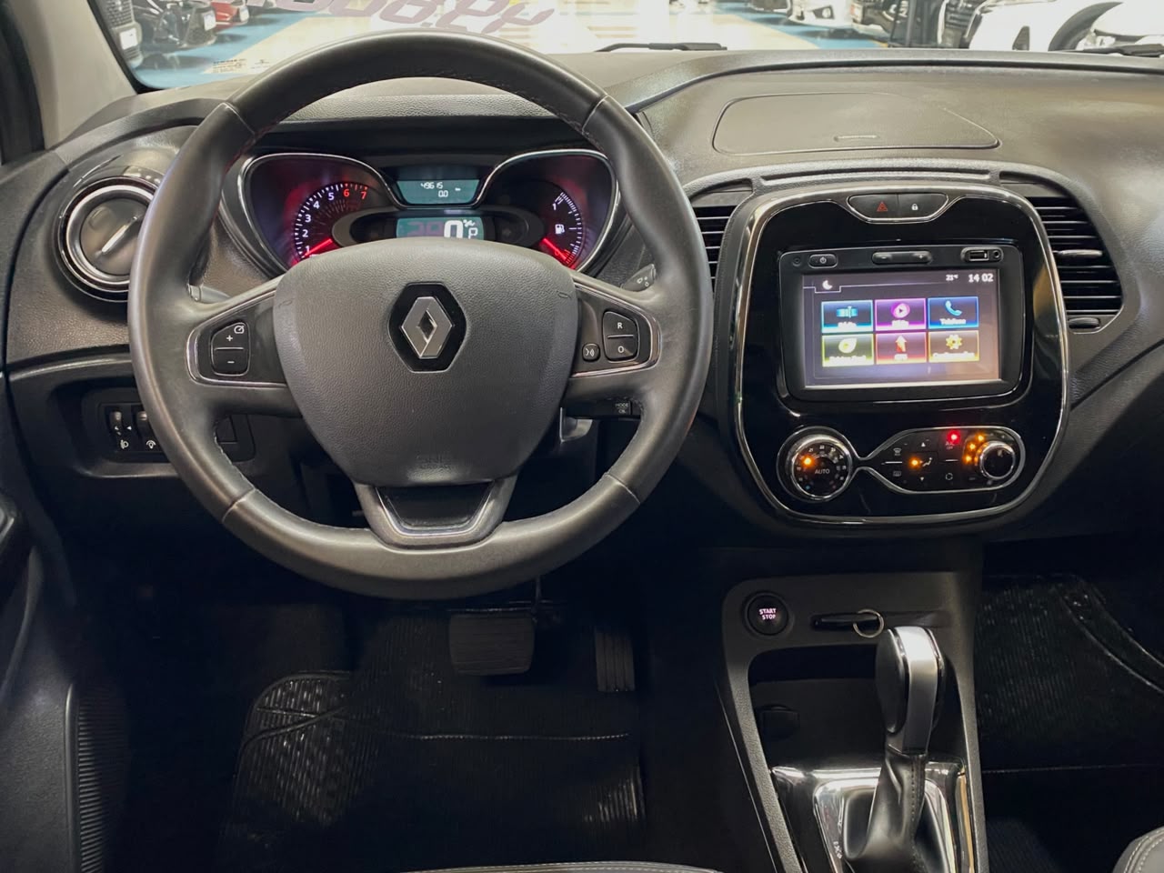 RENAULT CAPTUR