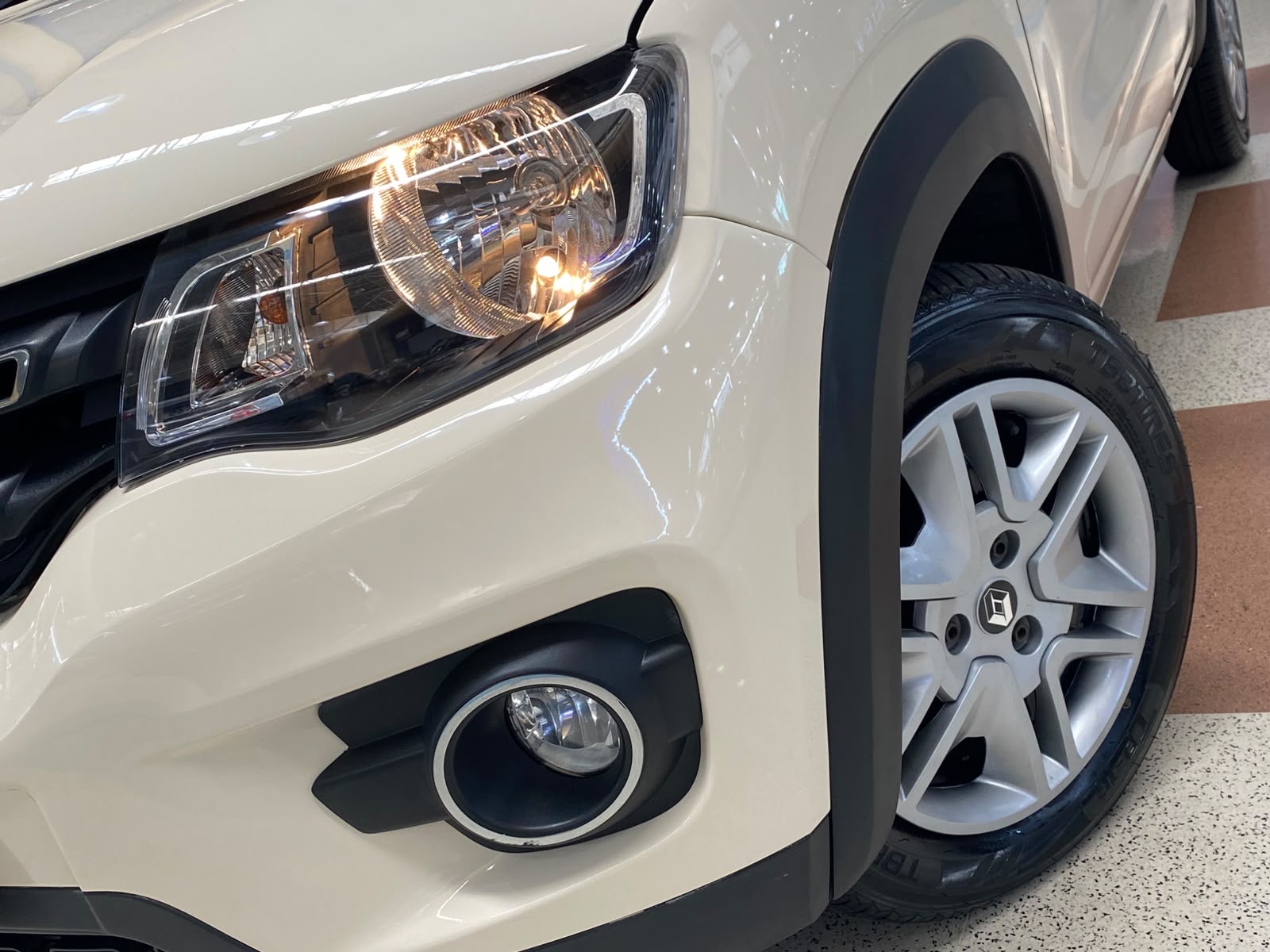 RENAULT KWID