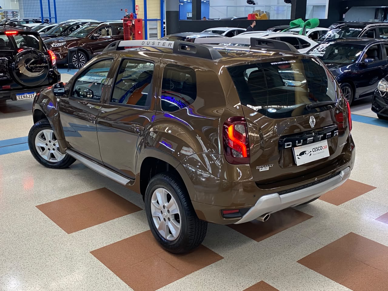 RENAULT DUSTER