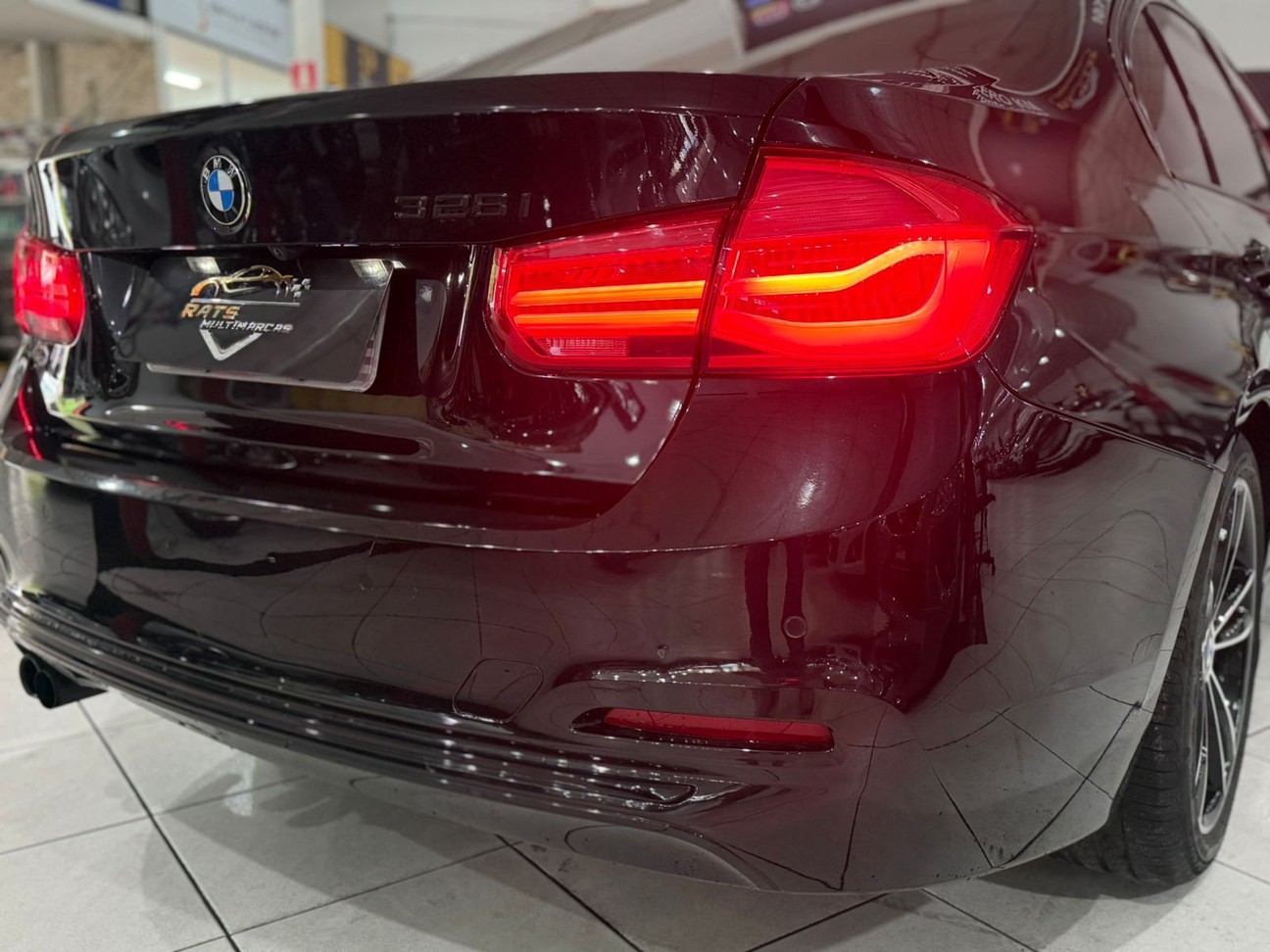 BMW 328i