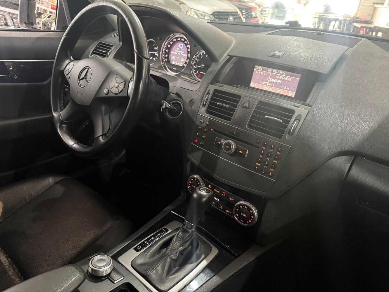 MERCEDES-BENZ C 180