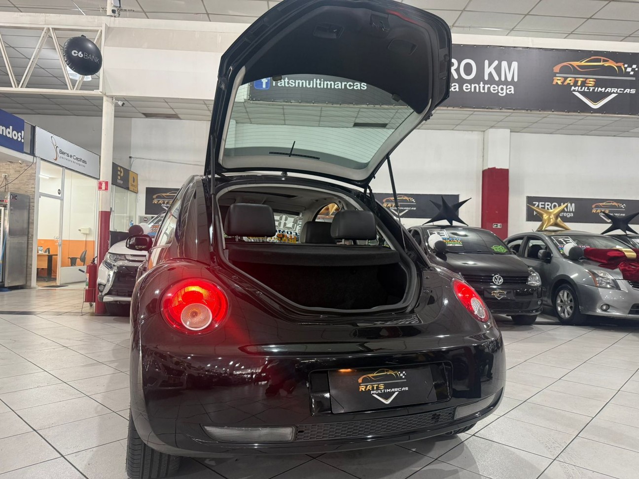 VOLKSWAGEN NEW BEETLE