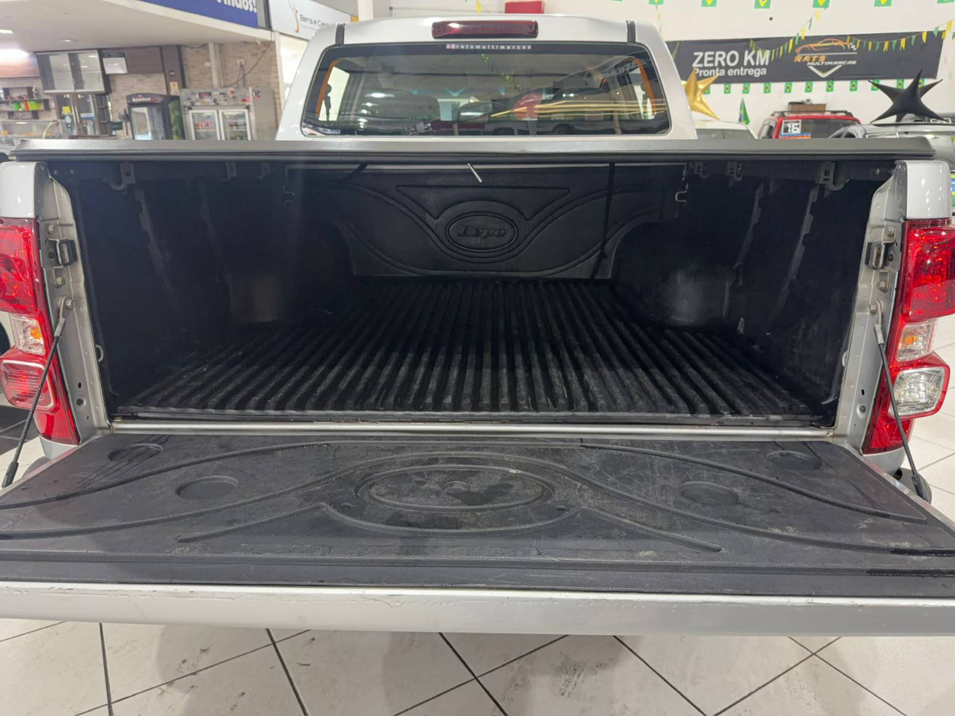 CHEVROLET S10