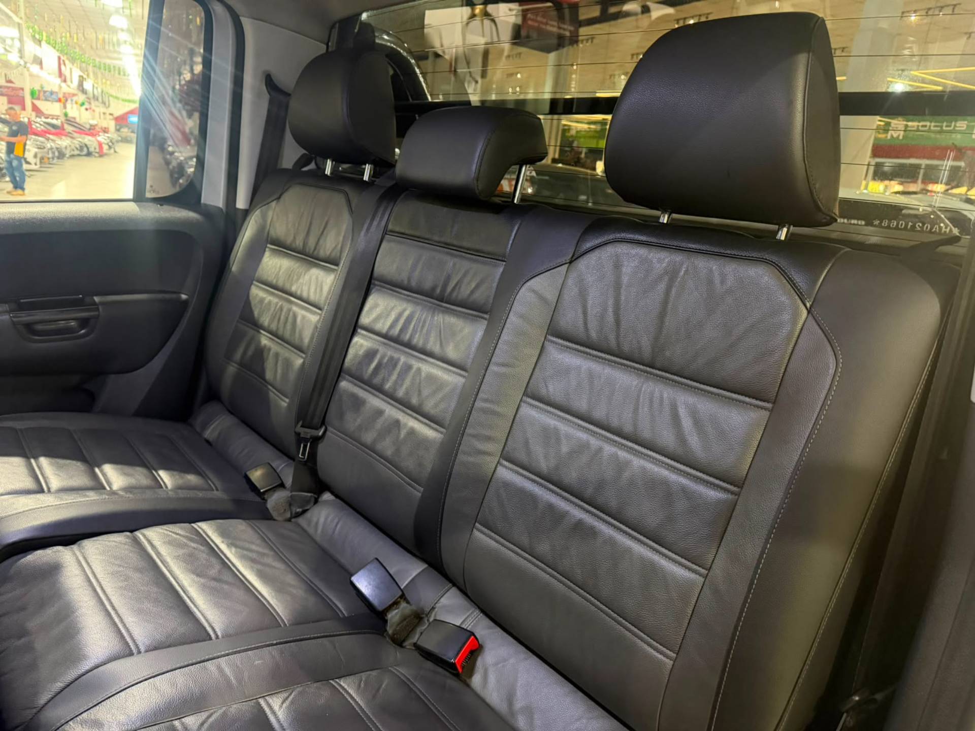 VOLKSWAGEN AMAROK