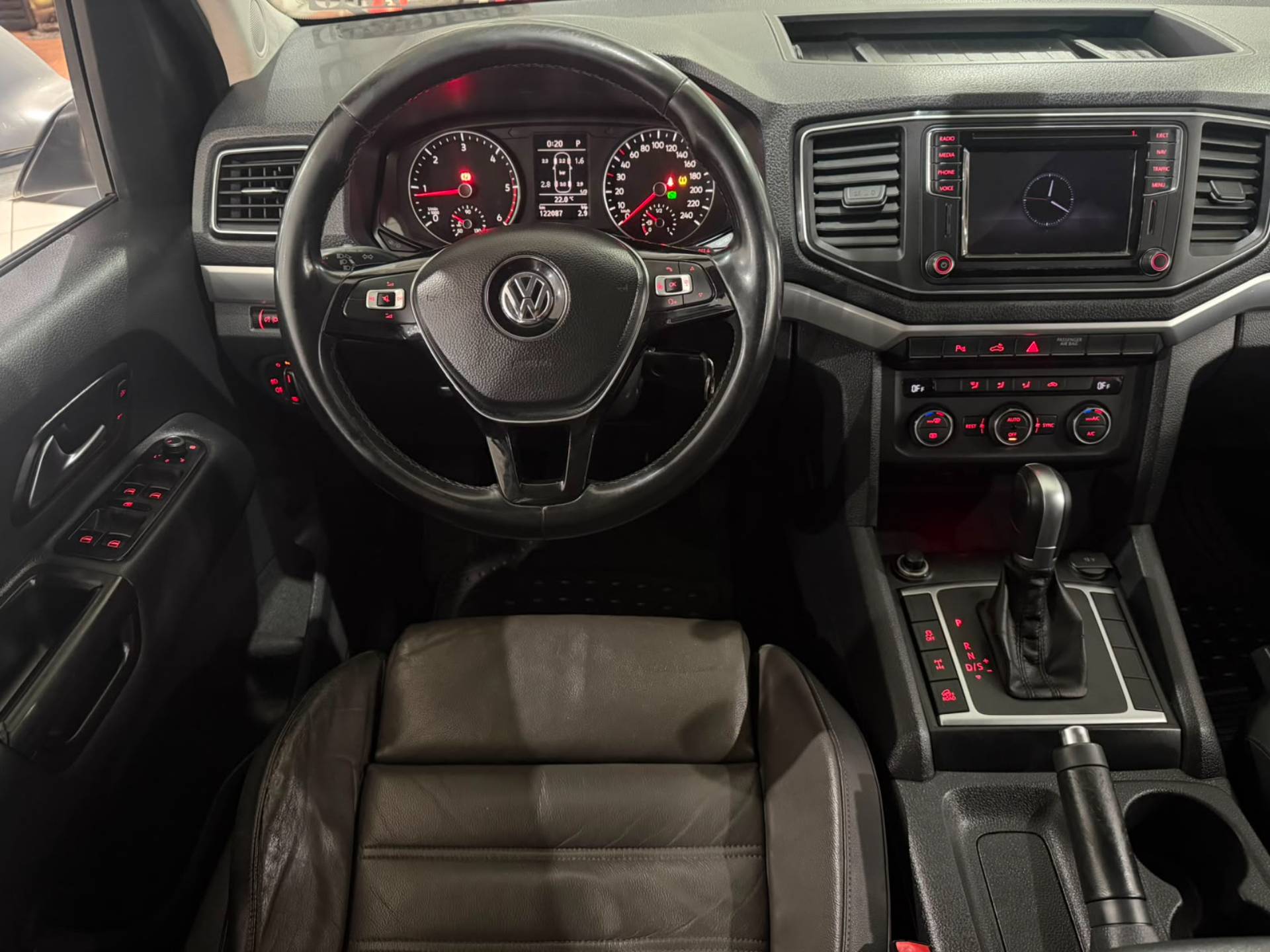 VOLKSWAGEN AMAROK
