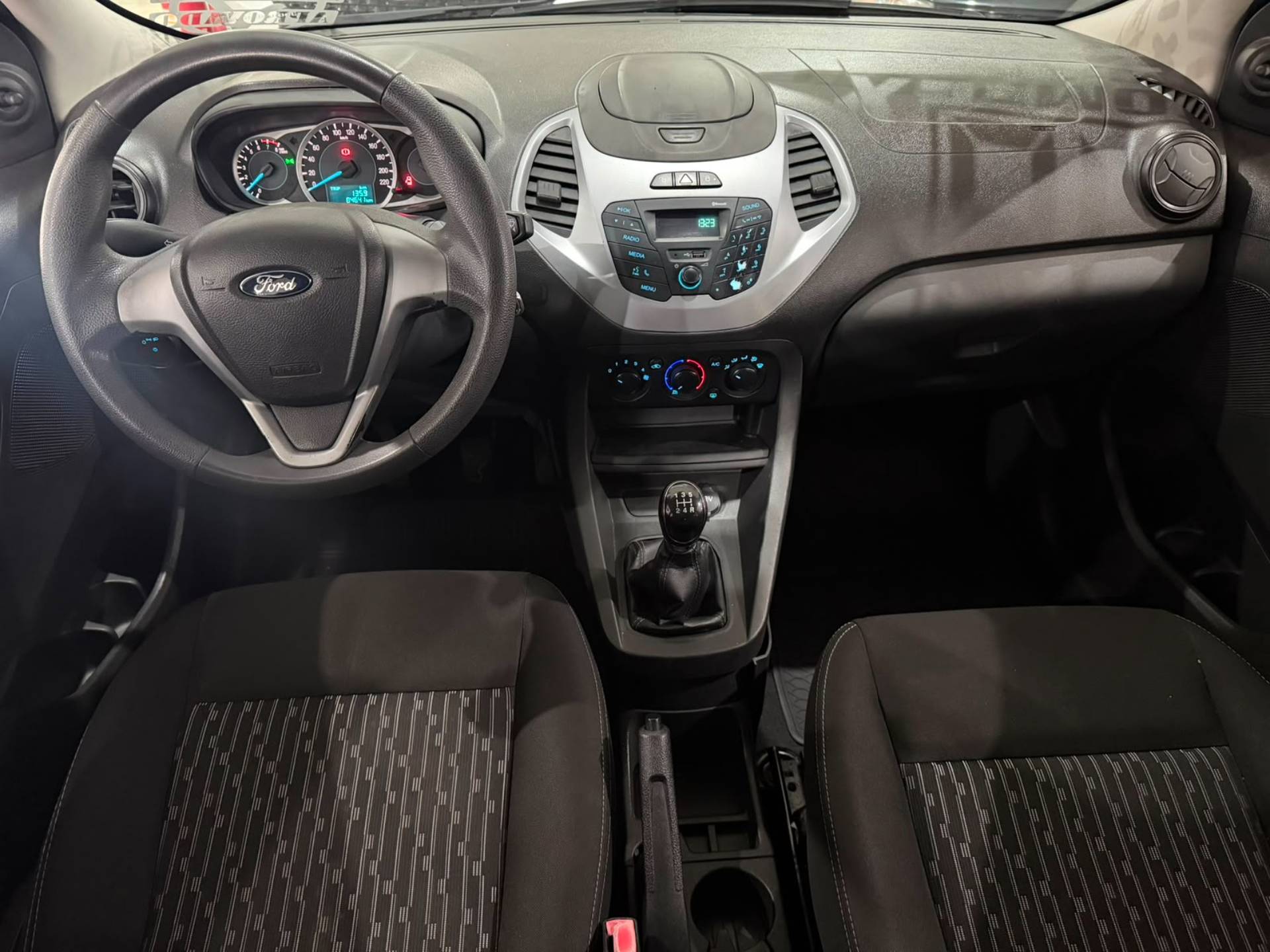 FORD KA