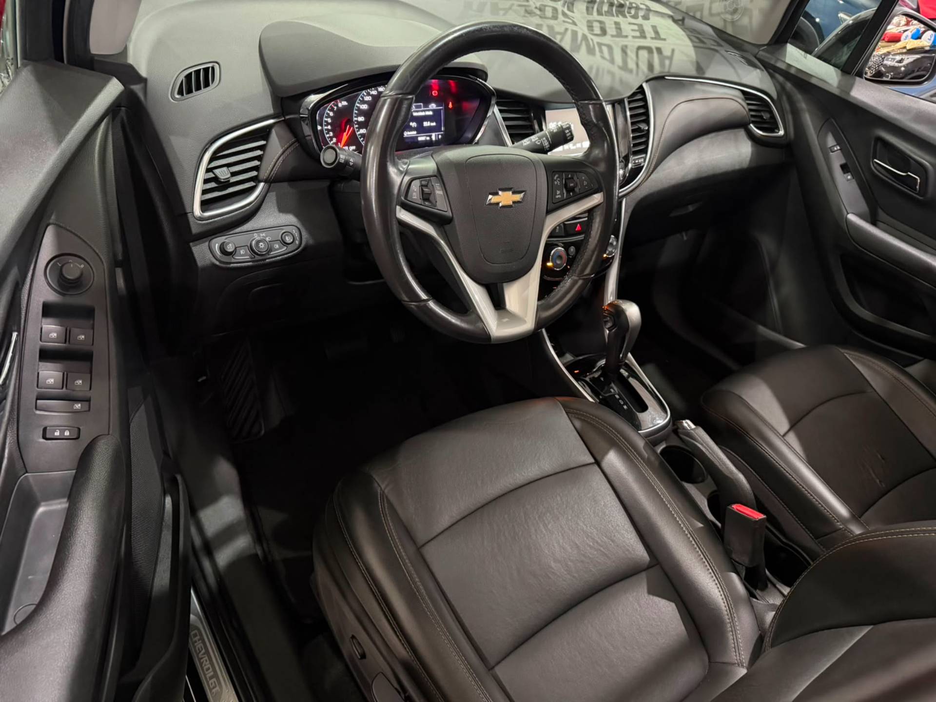 CHEVROLET TRACKER