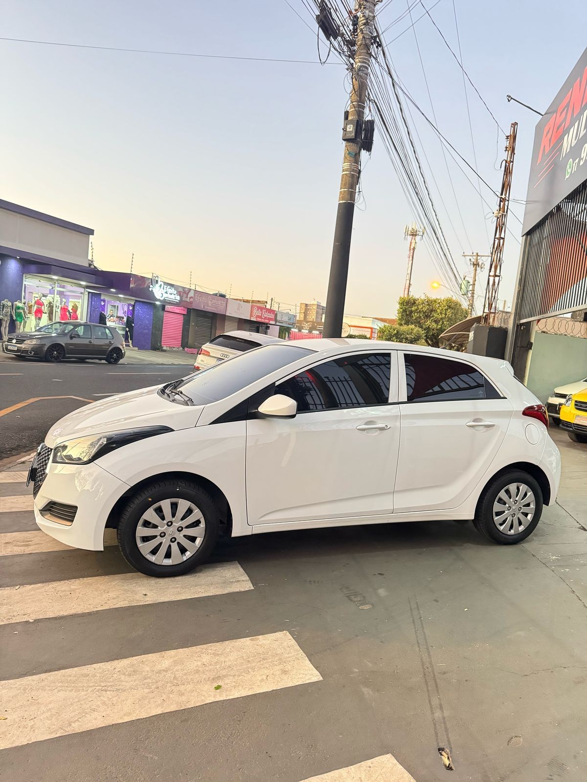 Car Image 8
