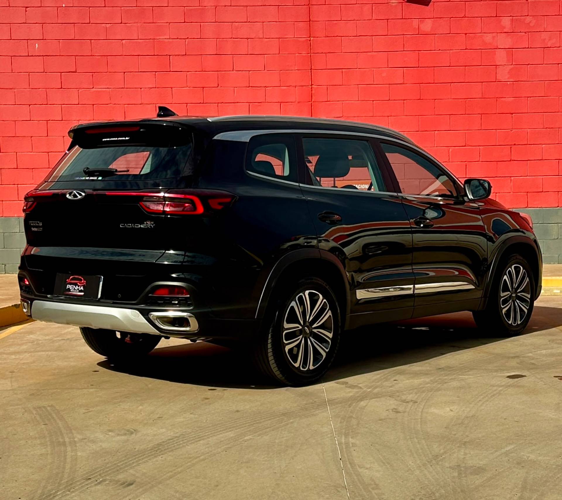 CHERY TIGGO 8