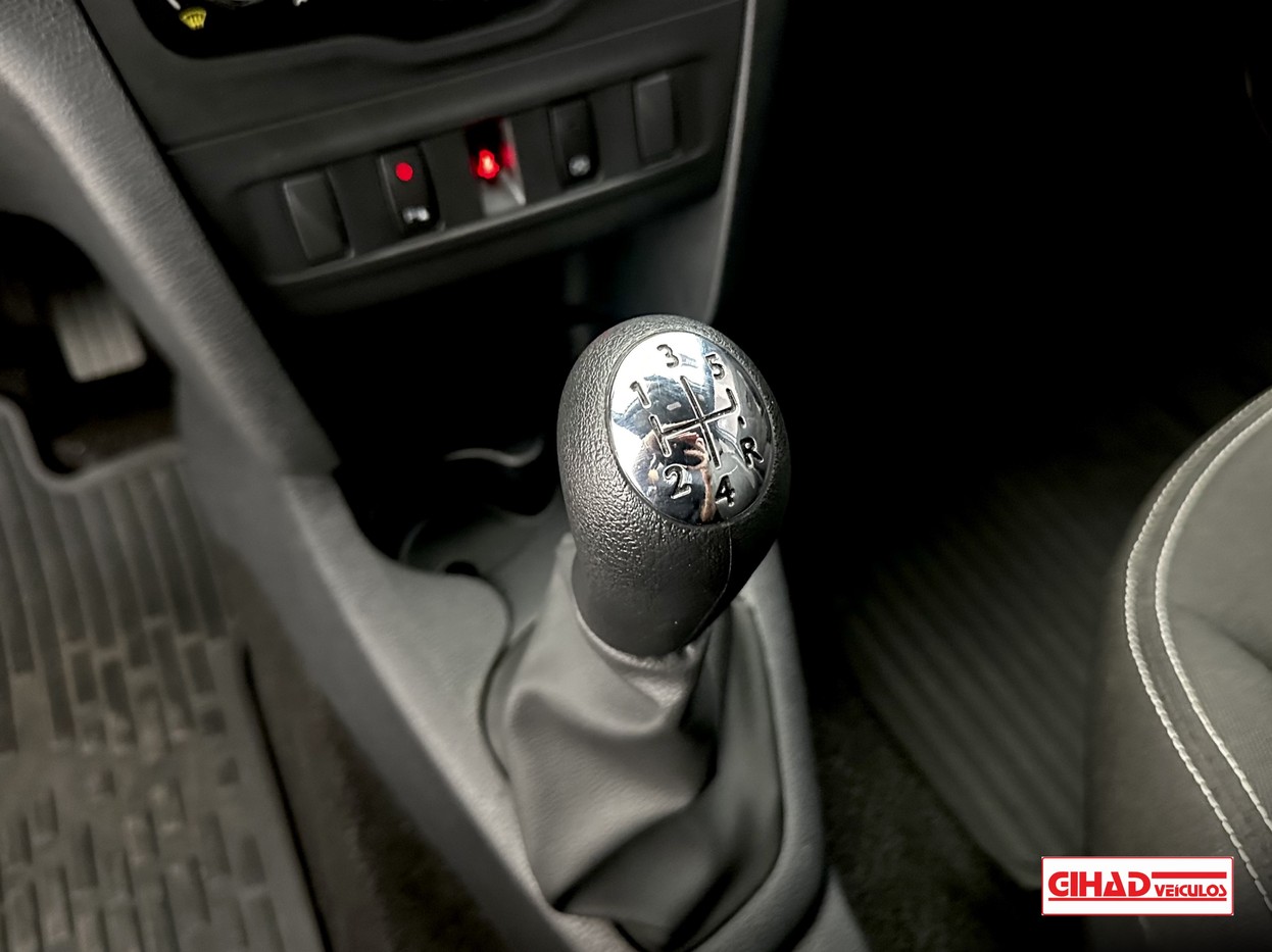 RENAULT LOGAN