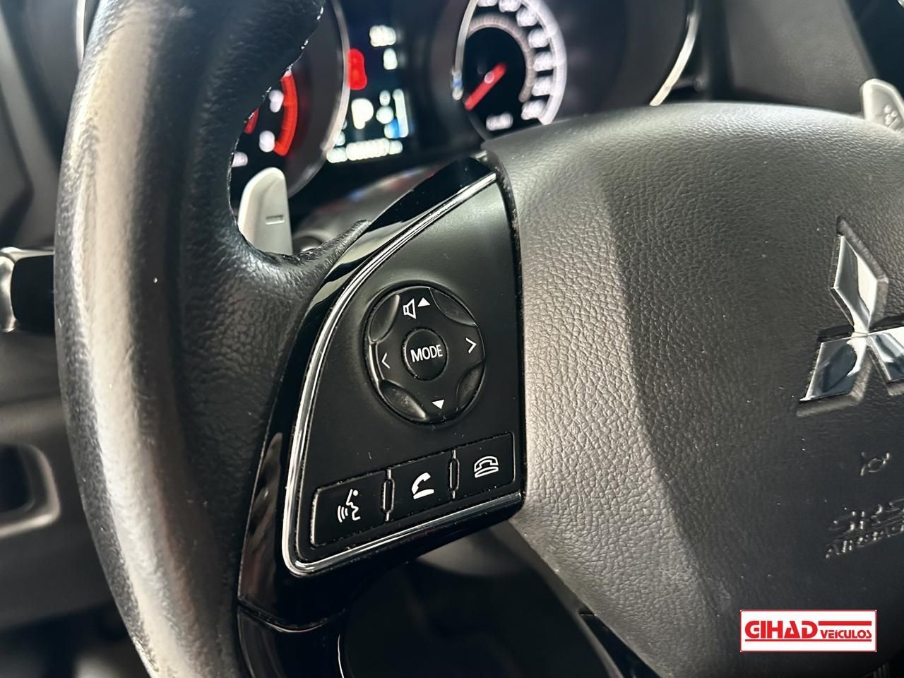 MITSUBISHI OUTLANDER SPORT
