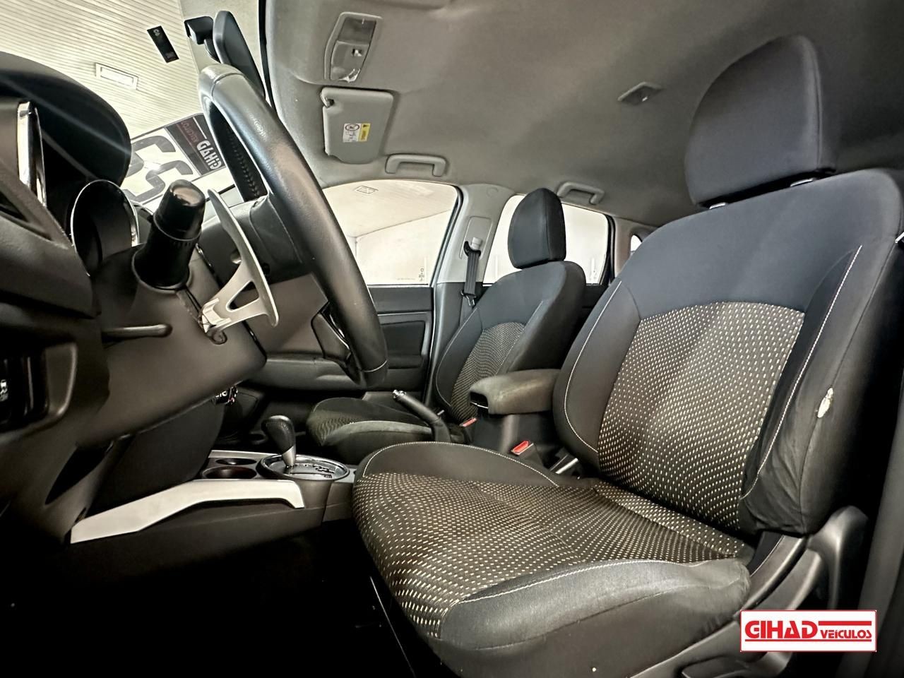 MITSUBISHI OUTLANDER SPORT