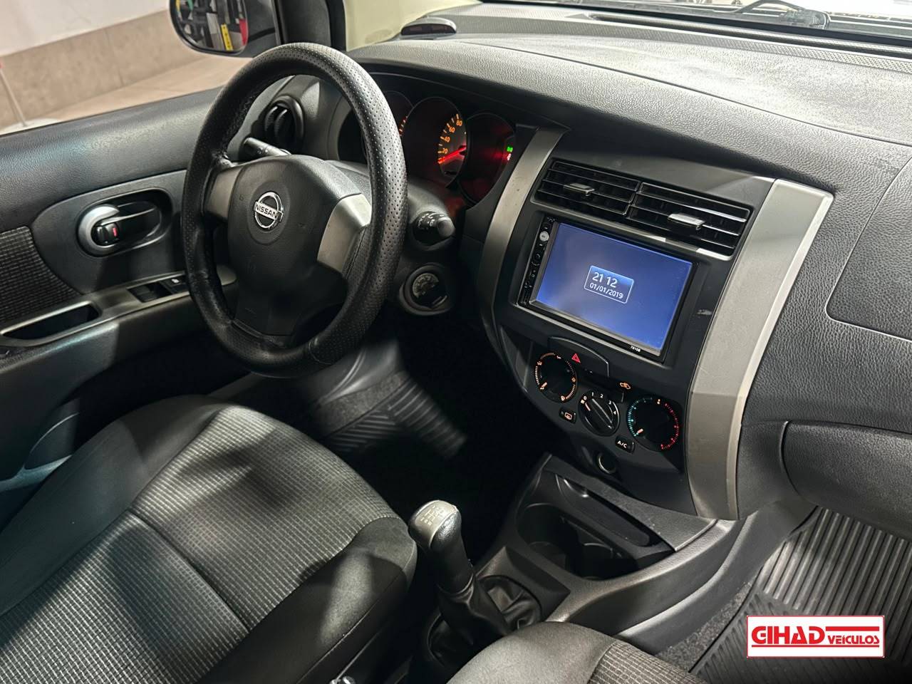 NISSAN LIVINA