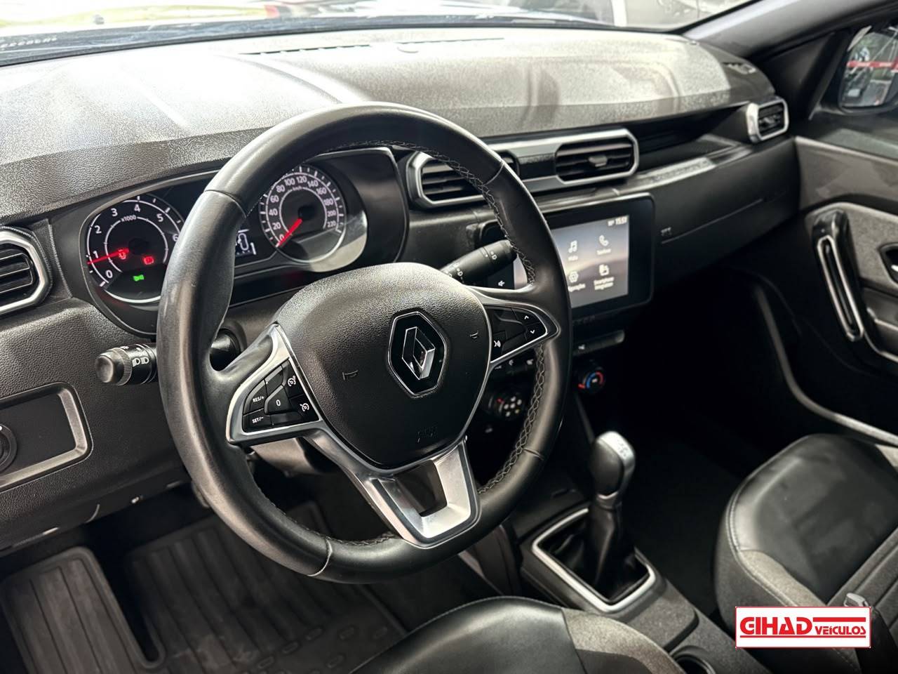 RENAULT DUSTER