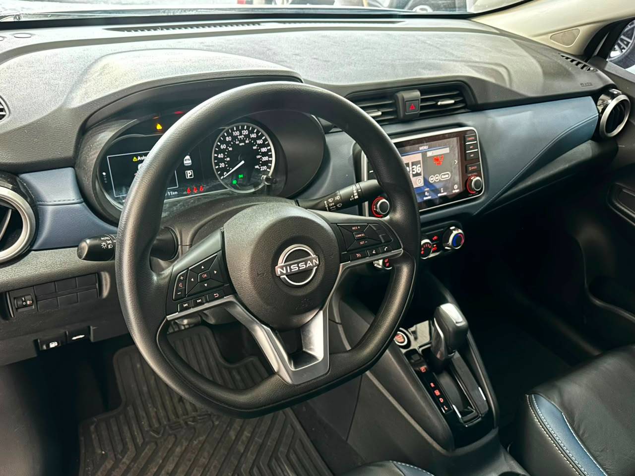 NISSAN VERSA
