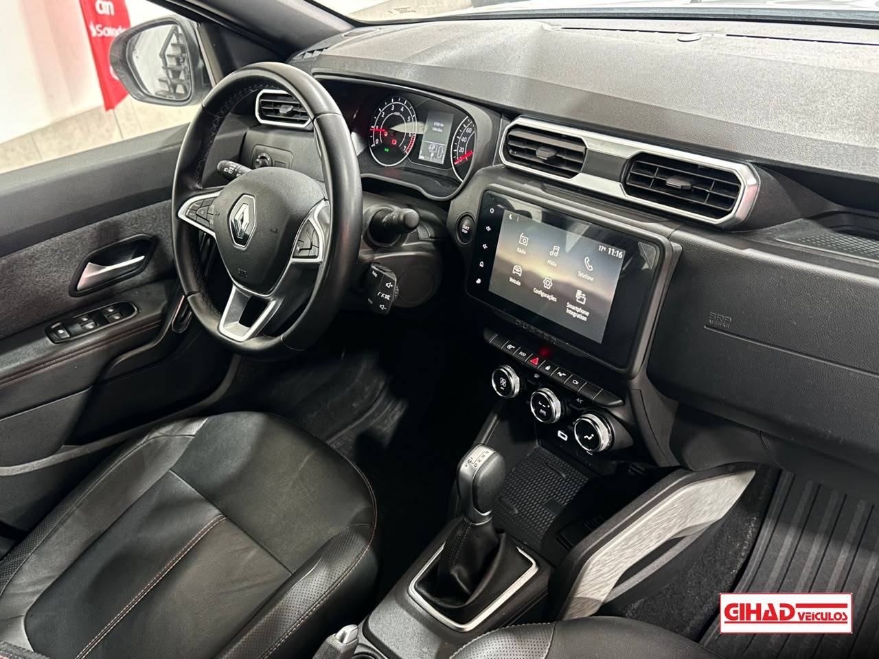 RENAULT DUSTER
