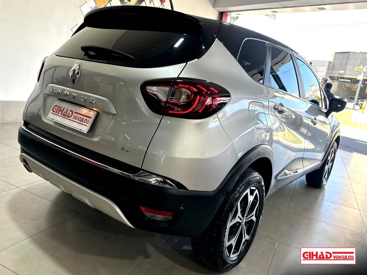 RENAULT CAPTUR