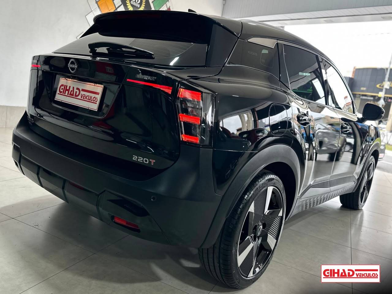 NISSAN KICKS