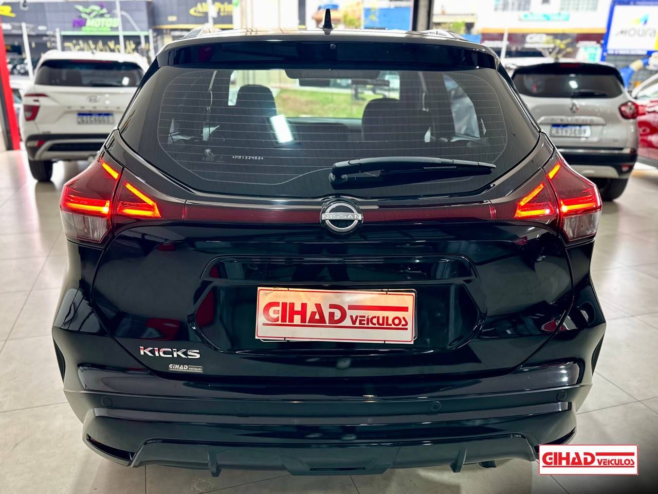 NISSAN KICKS