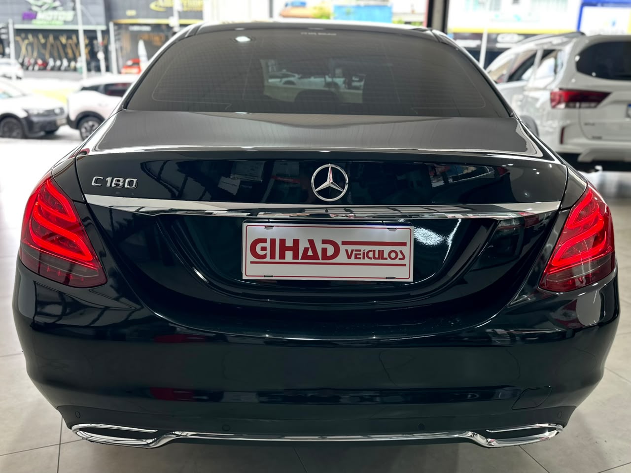 MERCEDES-BENZ C 180