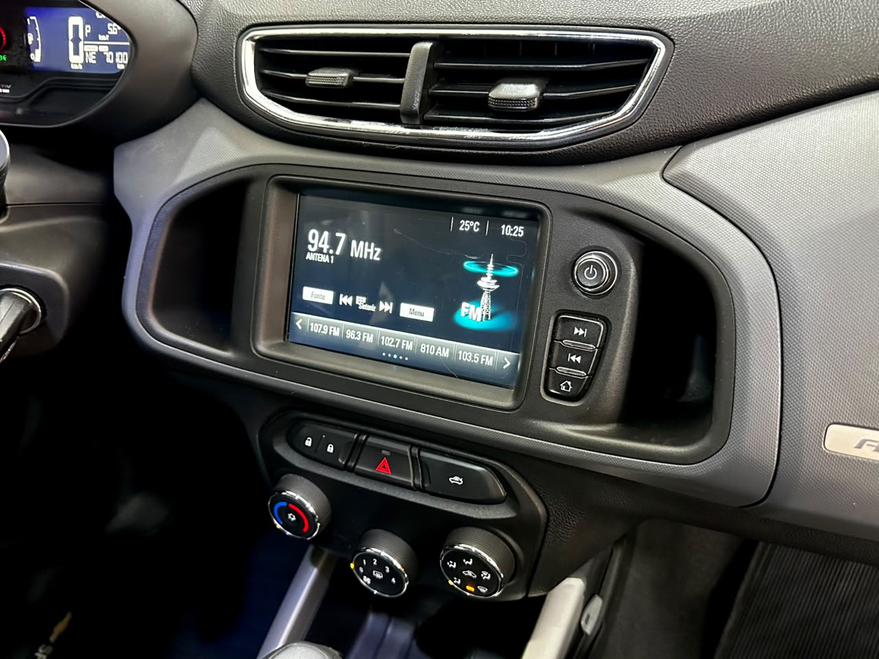 CHEVROLET ONIX