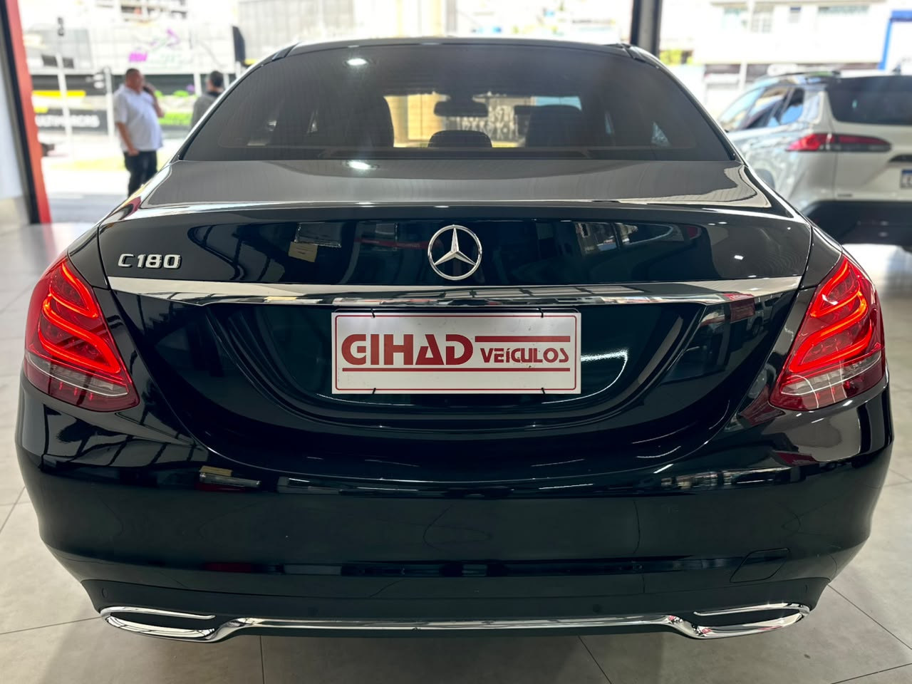 MERCEDES-BENZ C 180