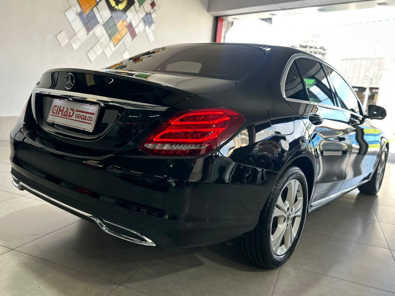 MERCEDES-BENZ C 180
