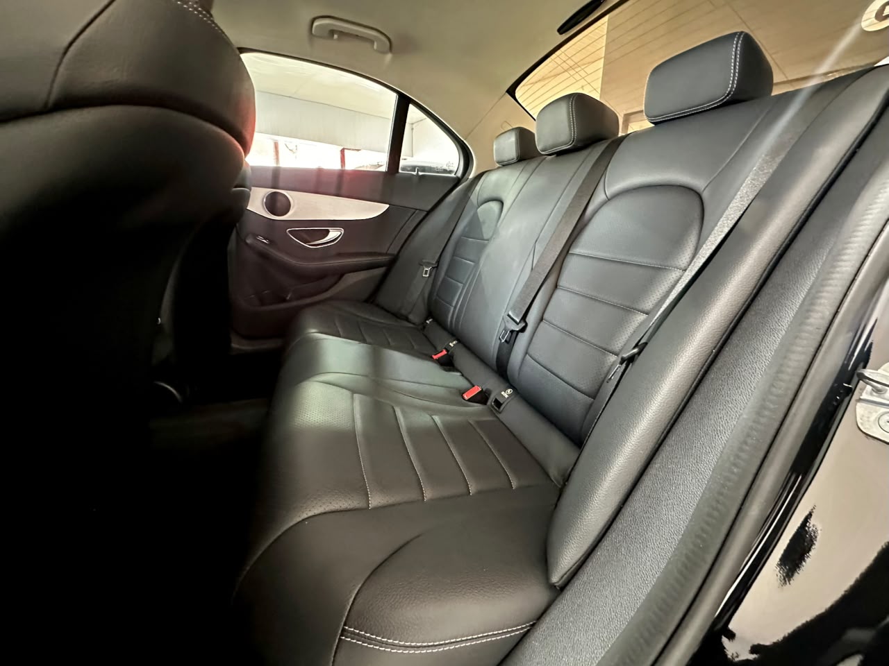 MERCEDES-BENZ C 180