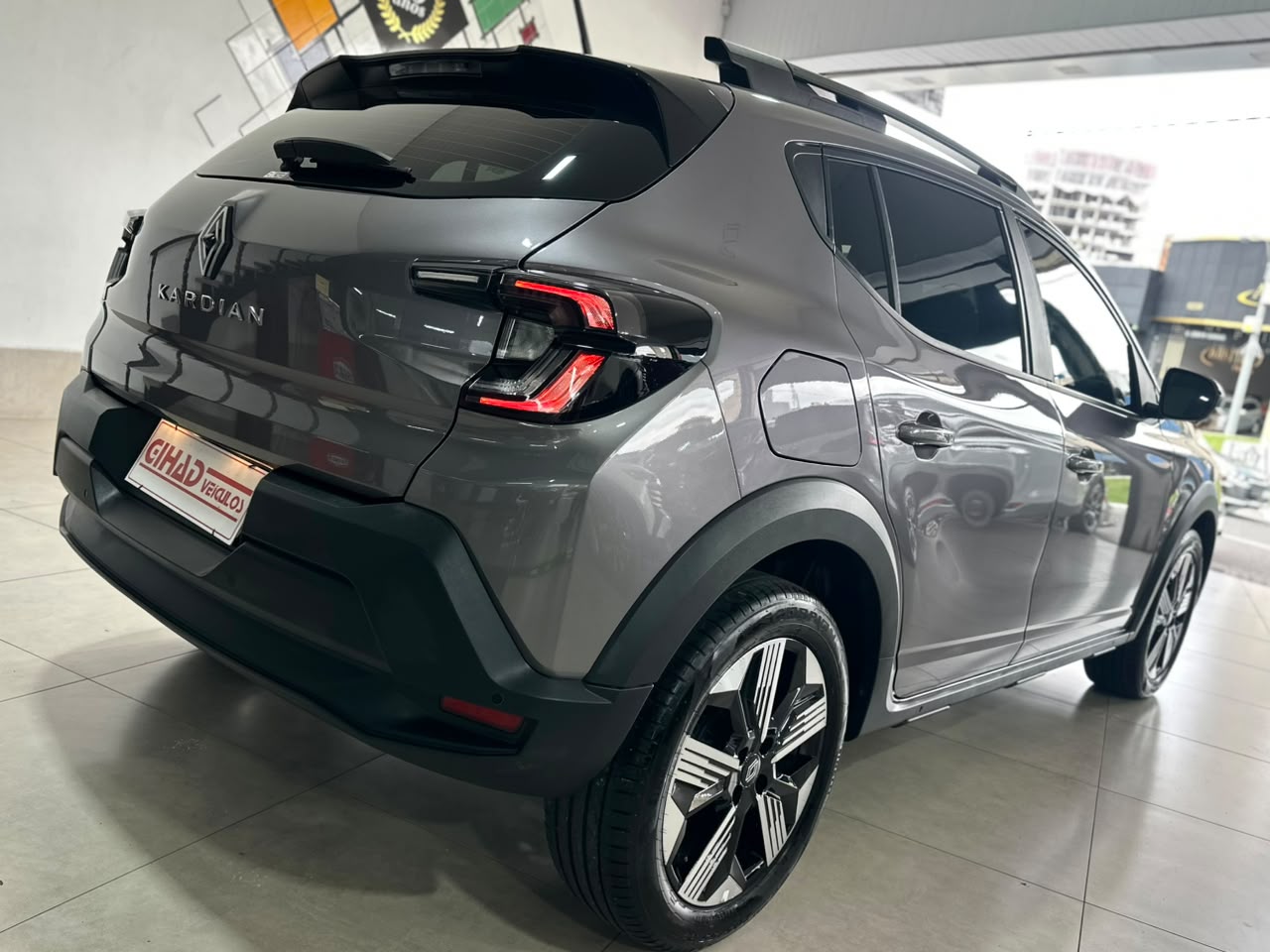 RENAULT JUVAQUATRE