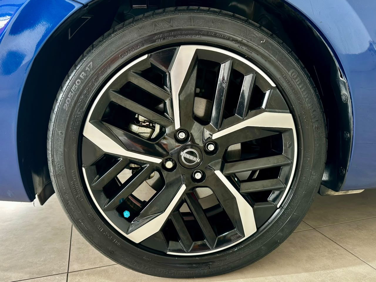 NISSAN VERSA