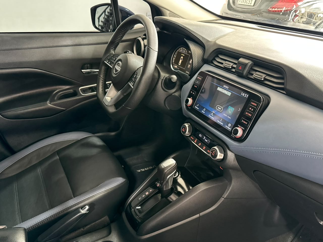 NISSAN VERSA