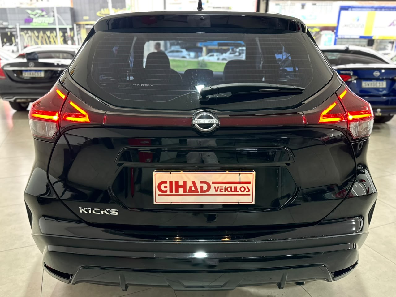 NISSAN KICKS