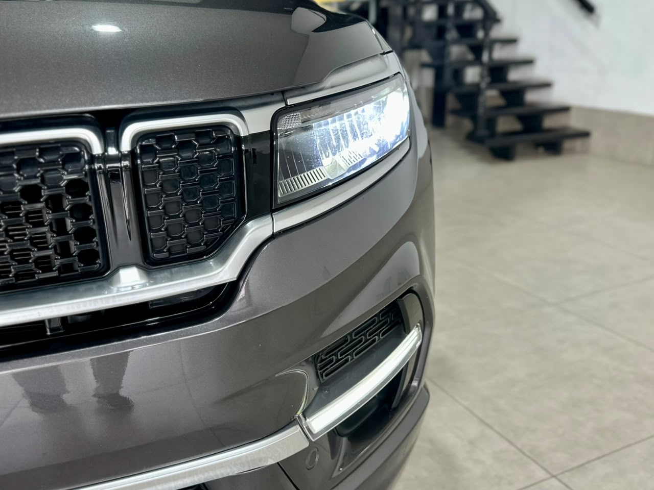 JEEP COMMANDER