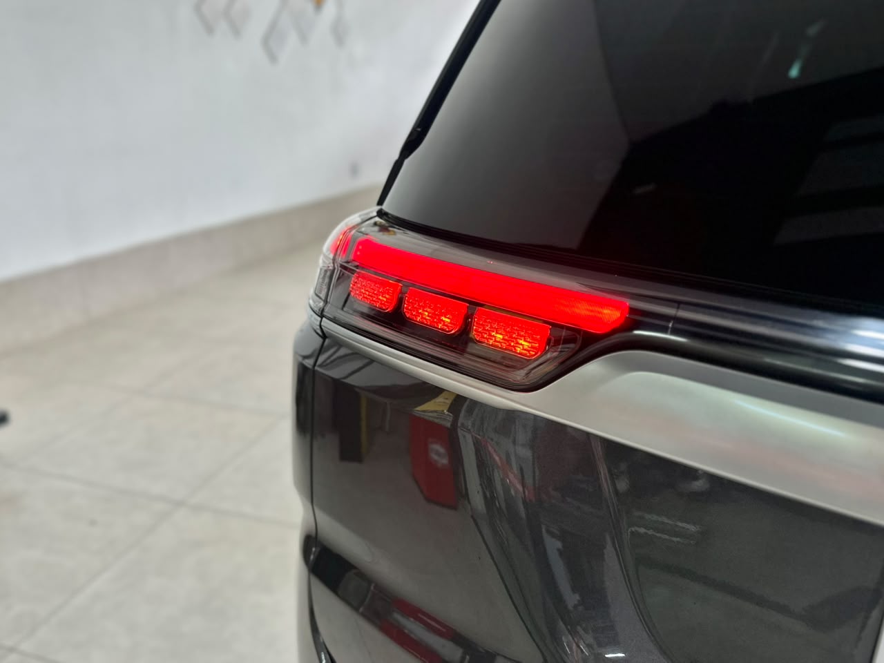 JEEP COMMANDER