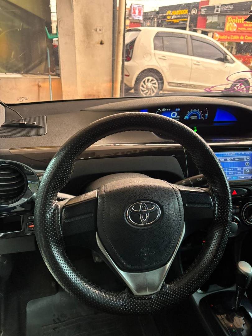 TOYOTA ETIOS