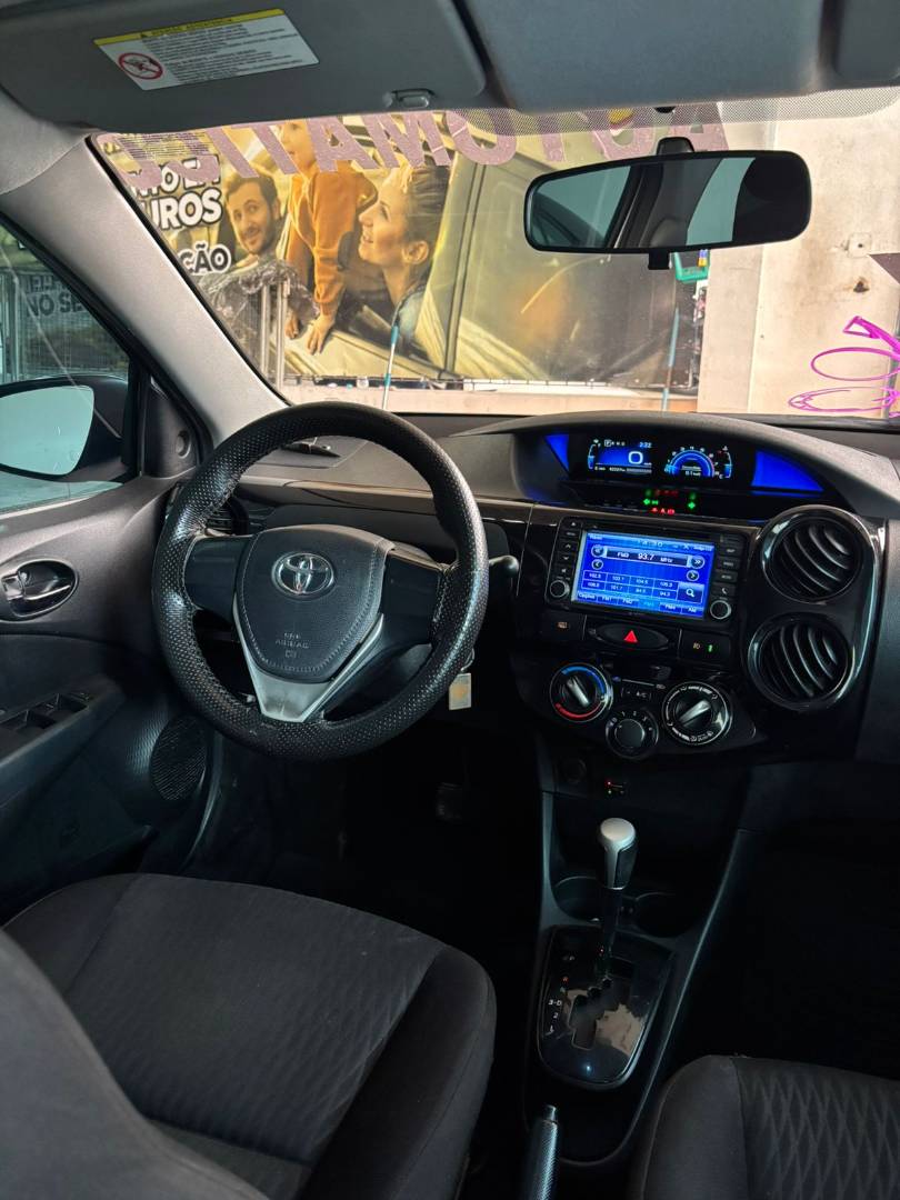 TOYOTA ETIOS