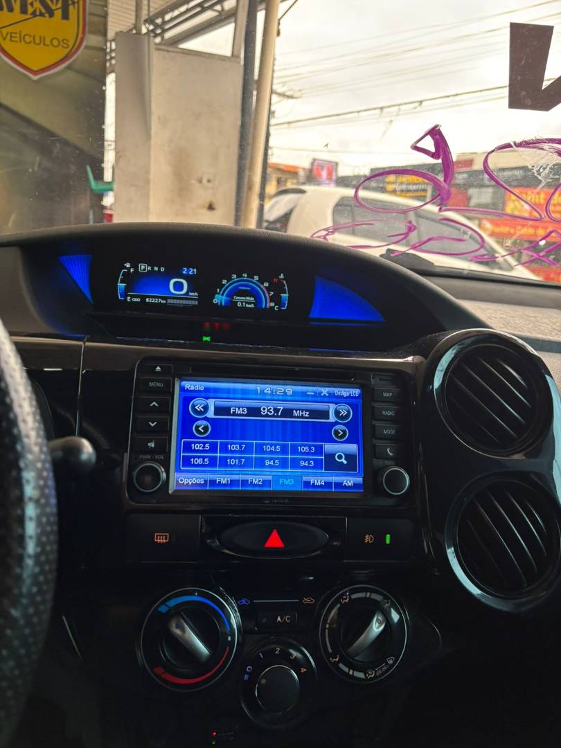 TOYOTA ETIOS