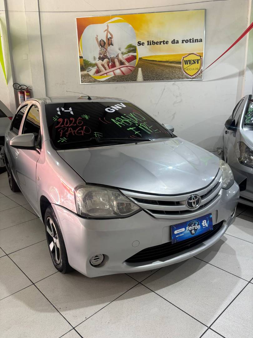 TOYOTA ETIOS