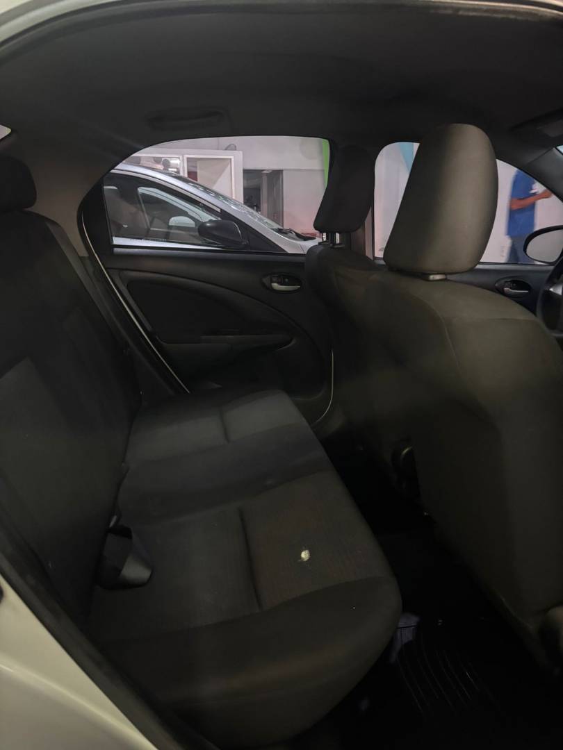 TOYOTA ETIOS
